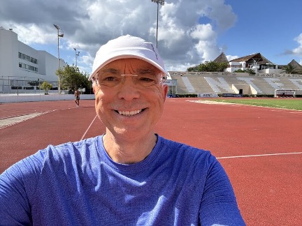 Marc Blais de sofa à 100 km